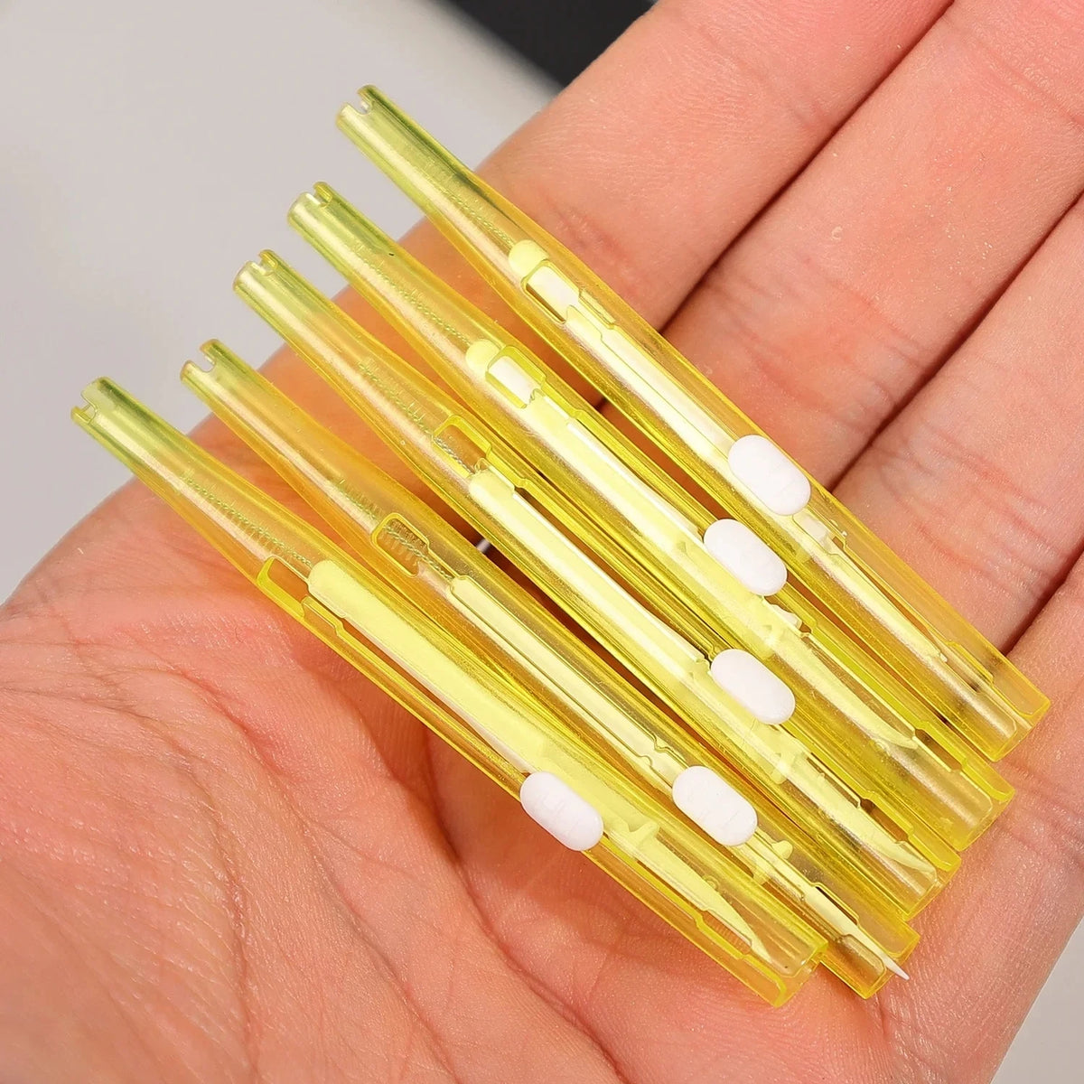2 in 1 Double-end Adjustable Phone Speaker Cleaning Brush for Earphone Earbuds Cleaner Kit for IPhone Samsung Keyboard Brushes