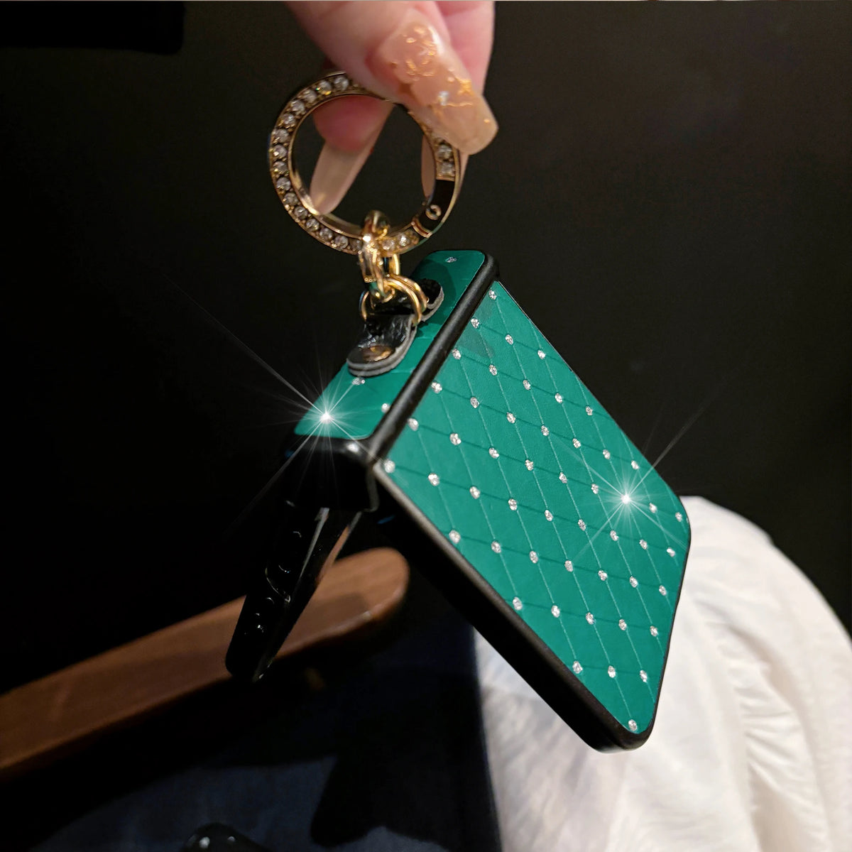 Rhombus Grid Pattern Artificial Leather Case for Moto Razr 50 60 70 Ultra 2026 + 2024 + 2025 Faux Diamond Ring Buckle Hard Cover