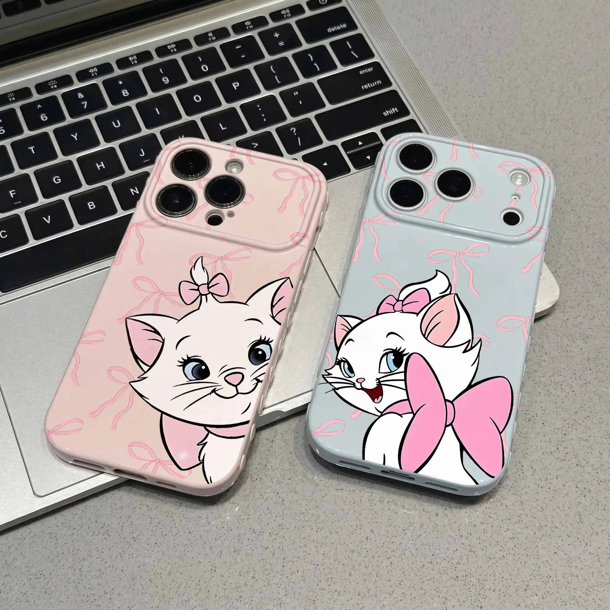 Disney Beautiful The AristoCats For Apple iPhone 17 16 15 14 13 12 Mini 11 Pro Max Bubble Heart Cover Silicone Capa Phone Case