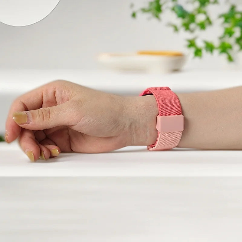 Nylon Elastic Loop For Kids Apple Watch Bands 38/40/41mm 42/44/45mm for Girls Boys Magentic Strap For Apple Watch Series9 8 7 6