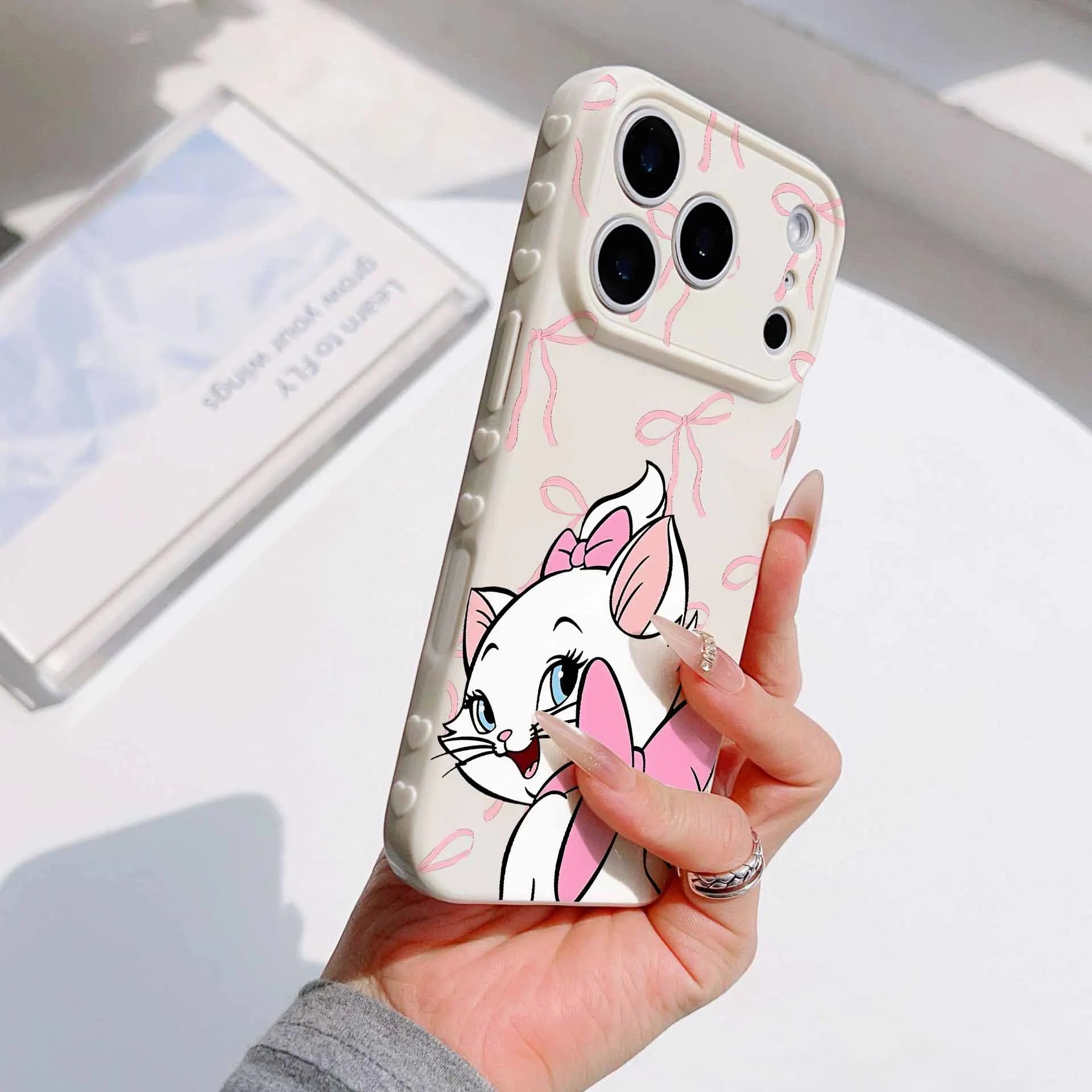 Disney Beautiful The AristoCats For Apple iPhone 17 16 15 14 13 12 Mini 11 Pro Max Bubble Heart Cover Silicone Capa Phone Case