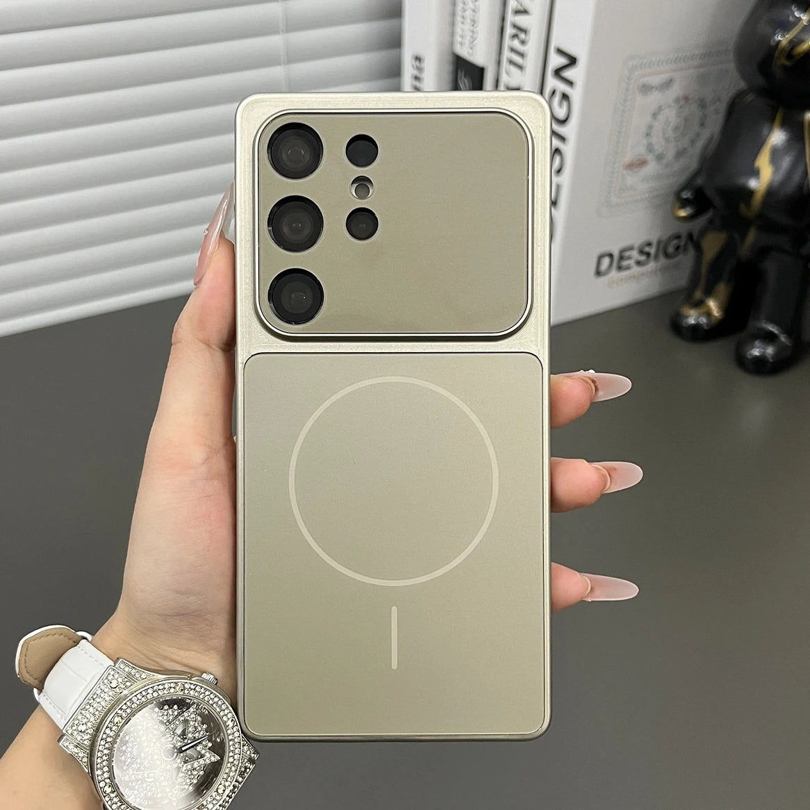 Luxury Large Window Case For Samsung Galaxy S26 S24 S23 Ultra S25 Plus Cover Magnetic Wireless Charging Armor Hard Cover Fundas