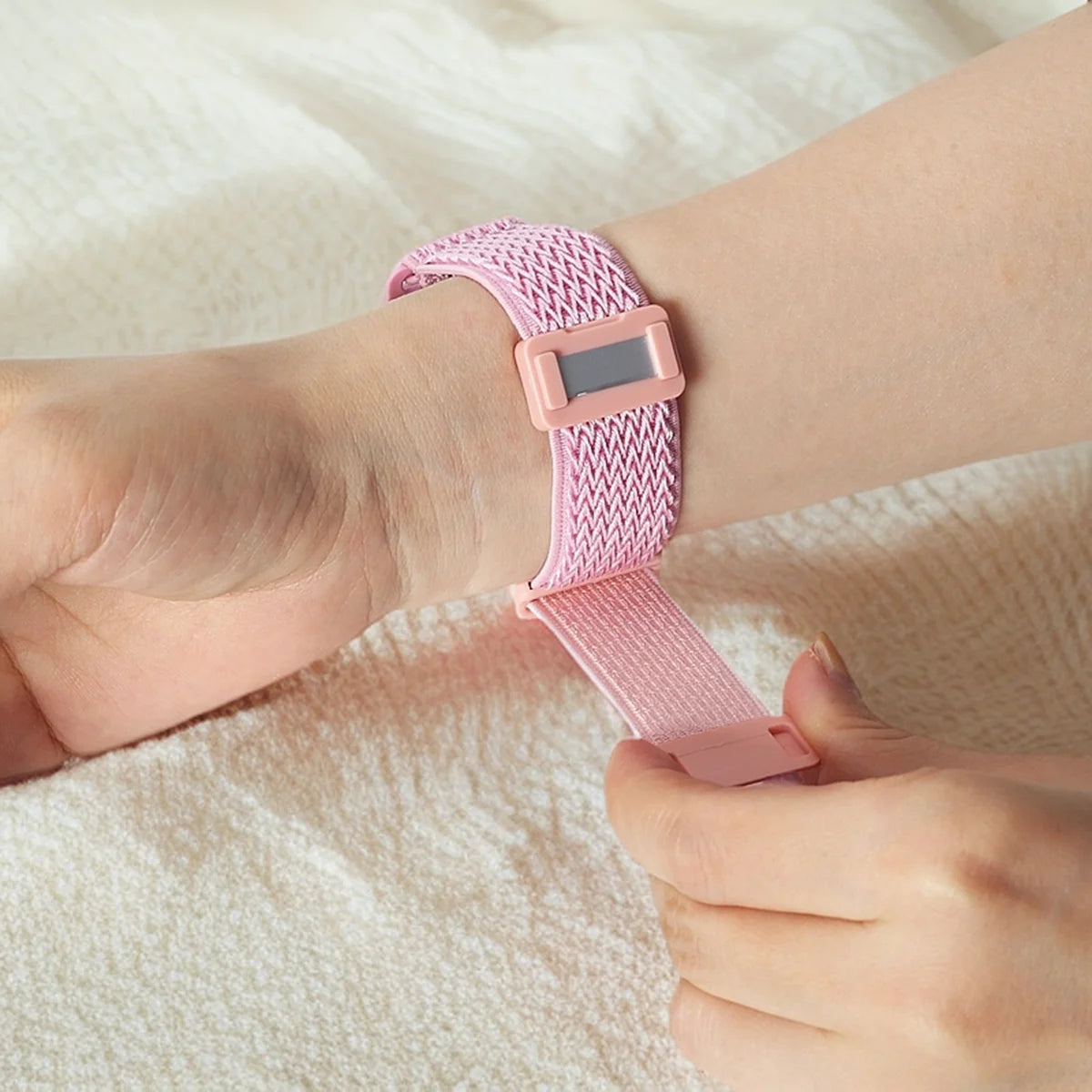 Kids Nylon Elastic Loop Watch Band Compatible with Apple Watch 38/40/41mm 42/44/45mm Magnetic Stretchy Wristband for Girls Boys