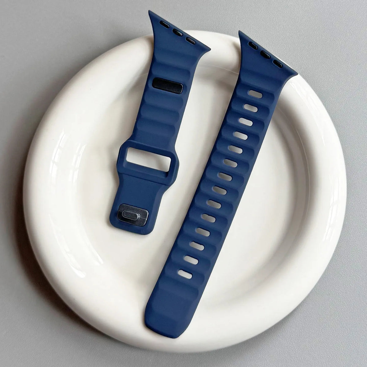 Irregular Silicone Strap For Apple Watch Band Ultra 49mm 40mm 41mm 44mm 45mm 46mm Correa Bracelet iWatch Series 11 10 9 8 7 6 SE