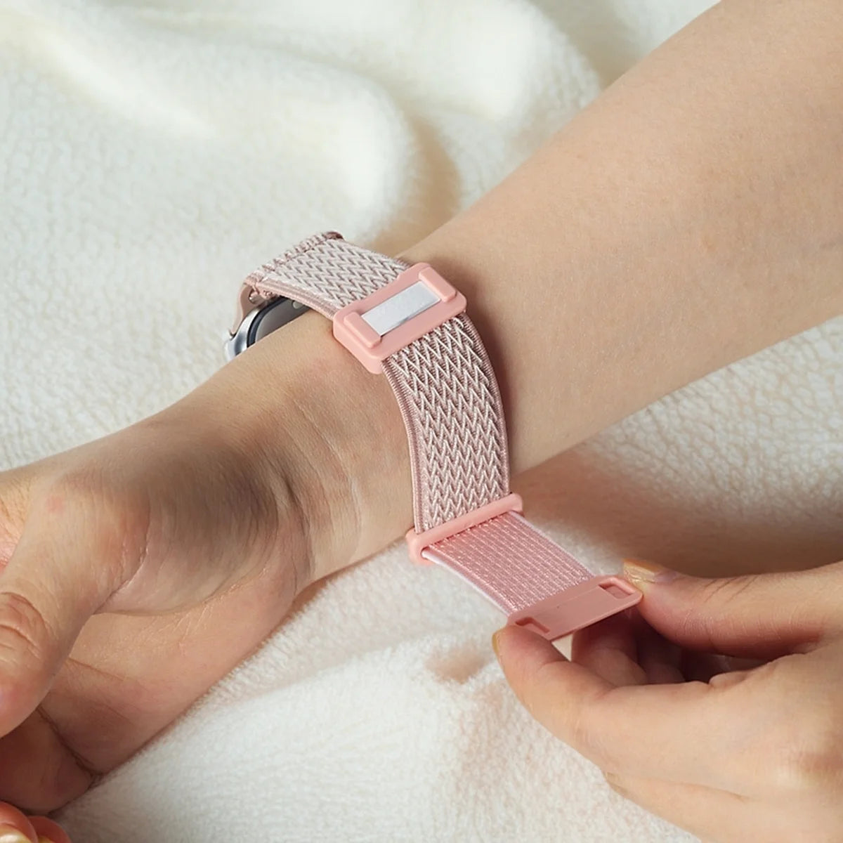 Kids Nylon Elastic Loop Watch Band Compatible with Apple Watch 38/40/41mm 42/44/45mm Magnetic Stretchy Wristband for Girls Boys