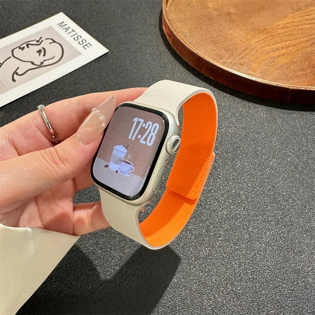 2025 New silicone magnetic strap for Apple Watch ultra2-3 49mm 45/42/46/40/41mm sport bracelet series 11 10 9 8 7 6 5 4 SE Band