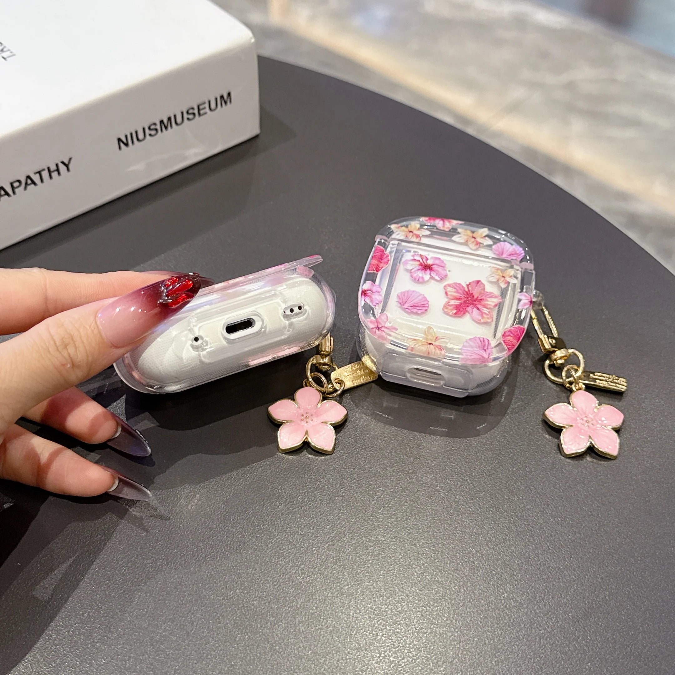 Glamorous Floral Pattern Wireless Bluetooth Case For AirPods1/2 AirPods 3/4 pro And pro2 TPU Headphone Covers With Keychain