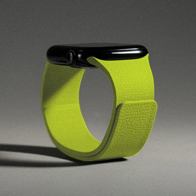 Silicone Magnetic Strap for Apple Watch Bands Ultra 4 3 2 49mm 40mm 44mm 41mm 46mm 45mm 42mm Correa iWatch Series 12 10 11 SE3