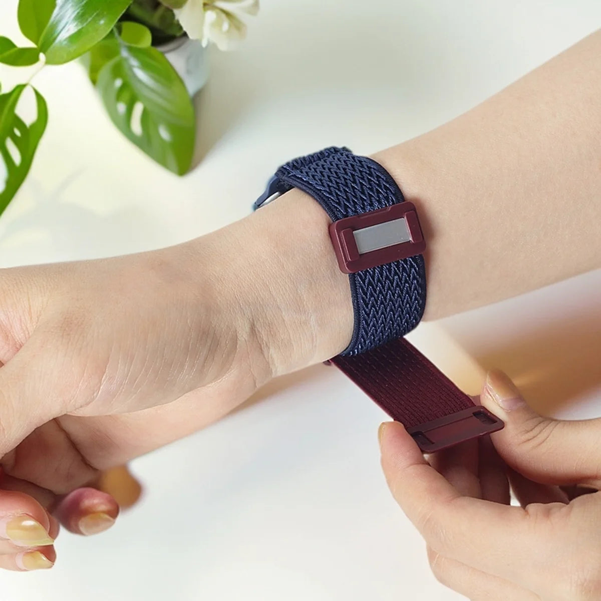 Kids Nylon Elastic Loop Watch Band Compatible with Apple Watch 38/40/41mm 42/44/45mm Magnetic Stretchy Wristband for Girls Boys