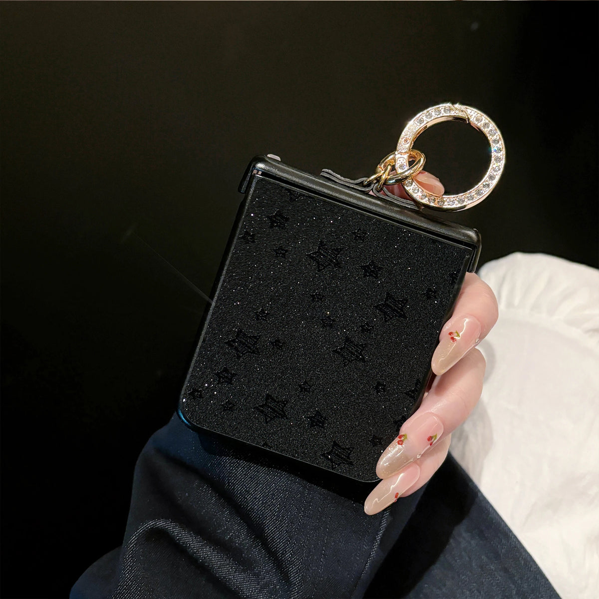 Luxury Twinkle Stars Phone Case for Motorola Razr 50 60 Ultra 2024 2025 + 2024 + 2025 with a Diamond-Plated Ring Buckle