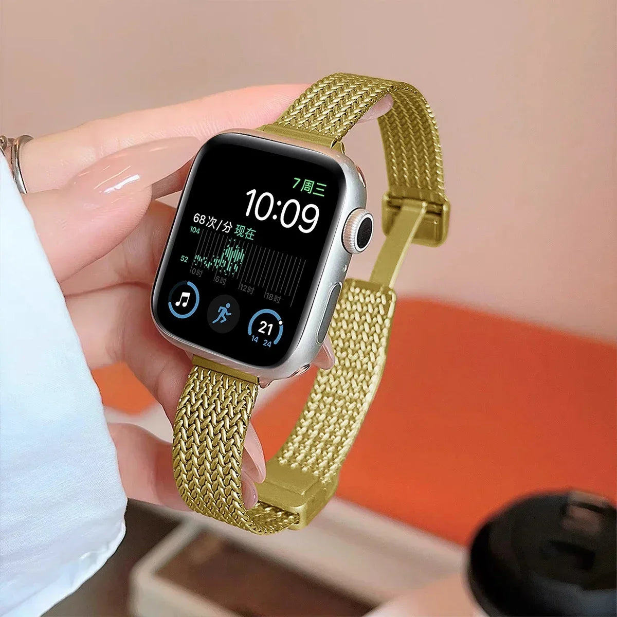 Magnetic Folding Loop Band for Apple Watch Band 44mm 49mm 40mm 45mm 42mm 46for Iwatch Series 11 9 8 7 6 SE 10 Ultra 3 2 Band