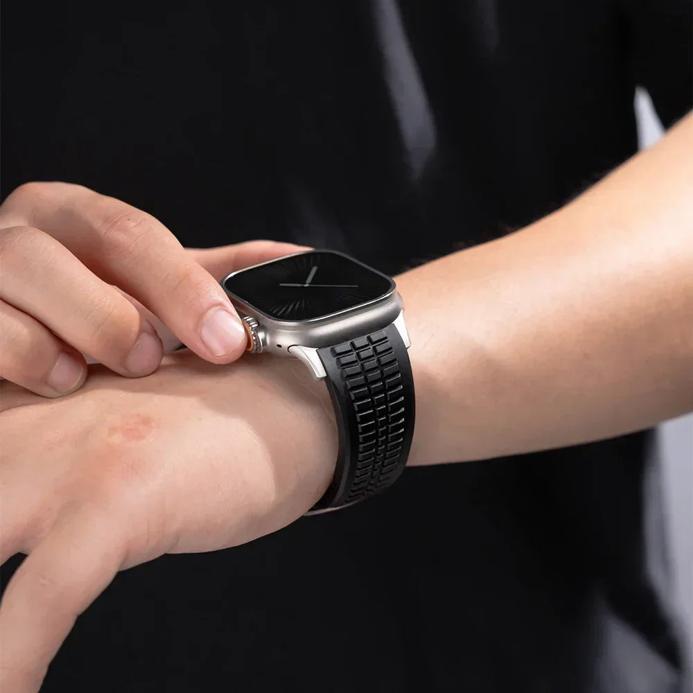 NEW Rubber Band for Apple Watch Ultra 3/2 49mm 42 44 46 45mm Business Sports Strap for Iwatch  Series 10 9 8 7 Se 6 5 4 Bracelet