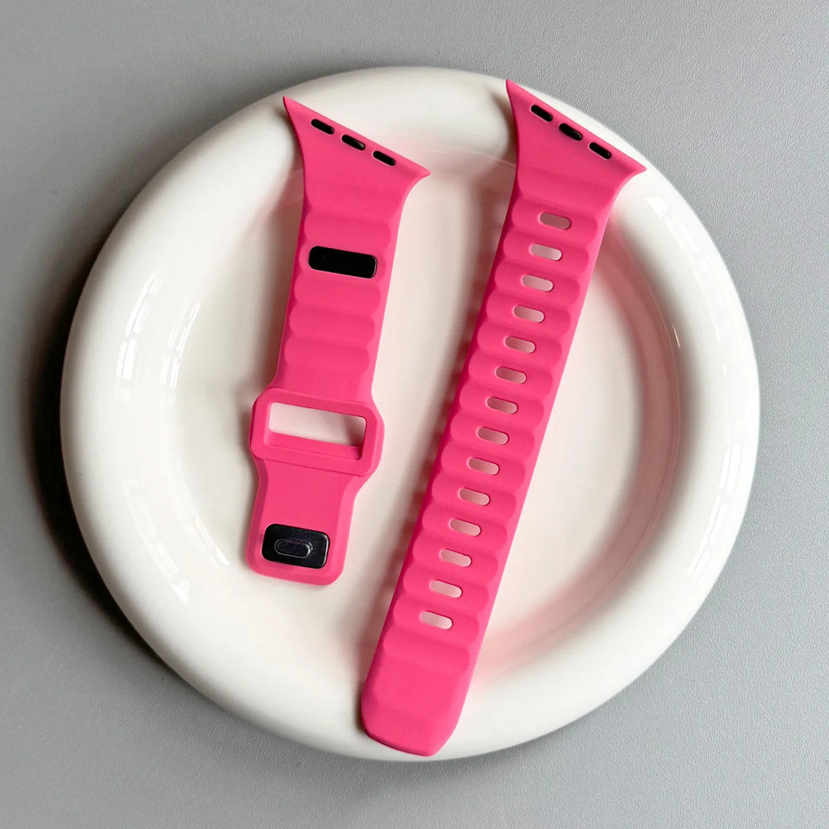 Irregular Silicone Strap For Apple Watch Band Ultra 49mm 40mm 41mm 44mm 45mm 46mm Correa Bracelet iWatch Series 11 10 9 8 7 6 SE