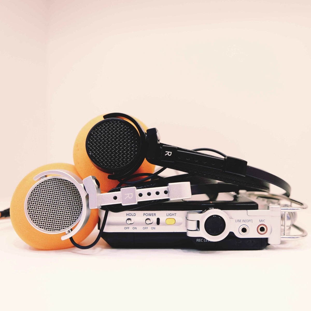Tenii KPX52 Vintage Retro Over-Ear Headphones 52mm Dynamic Bass Music Monitor Classic Stereo Headset for Audio Enthusiasts