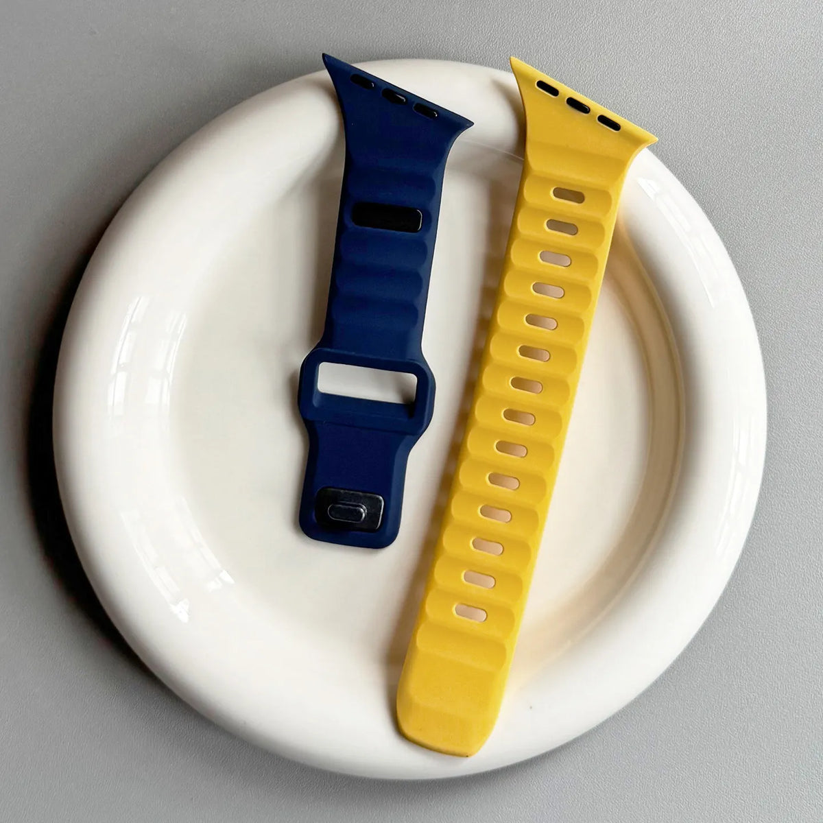 Irregular Silicone Strap For Apple Watch Band Ultra 49mm 40mm 41mm 44mm 45mm 46mm Correa Bracelet iWatch Series 11 10 9 8 7 6 SE
