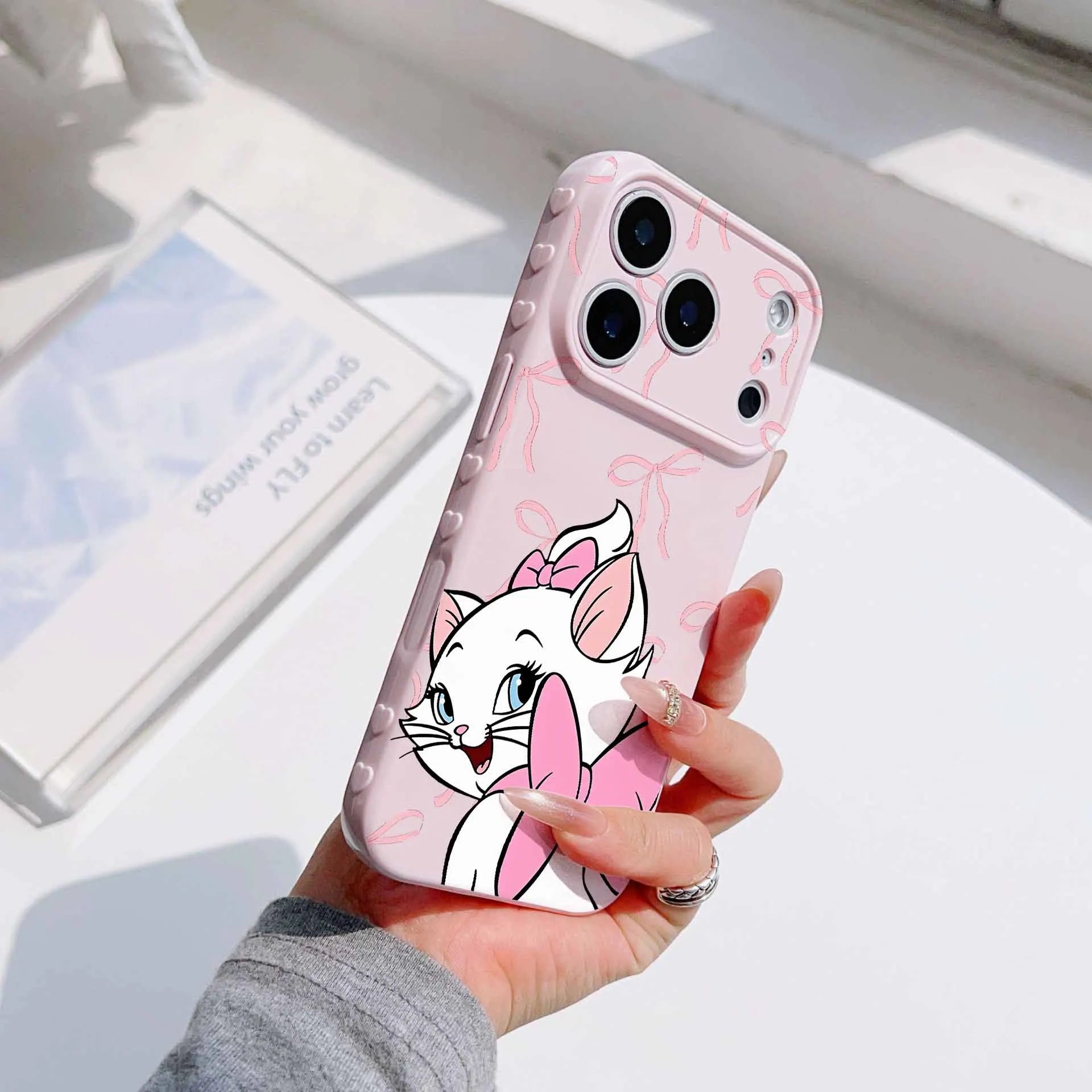 Disney Beautiful The AristoCats For Apple iPhone 17 16 15 14 13 12 Mini 11 Pro Max Bubble Heart Cover Silicone Capa Phone Case