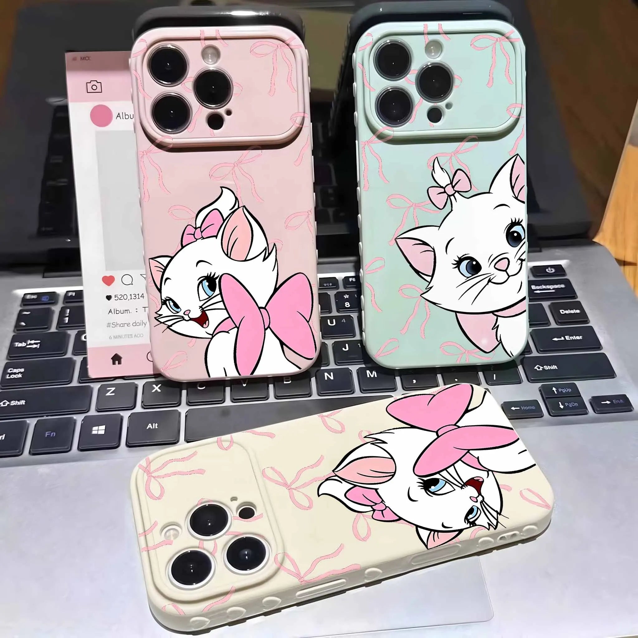 Disney Beautiful The AristoCats For Apple iPhone 17 16 15 14 13 12 Mini 11 Pro Max Bubble Heart Cover Silicone Capa Phone Case