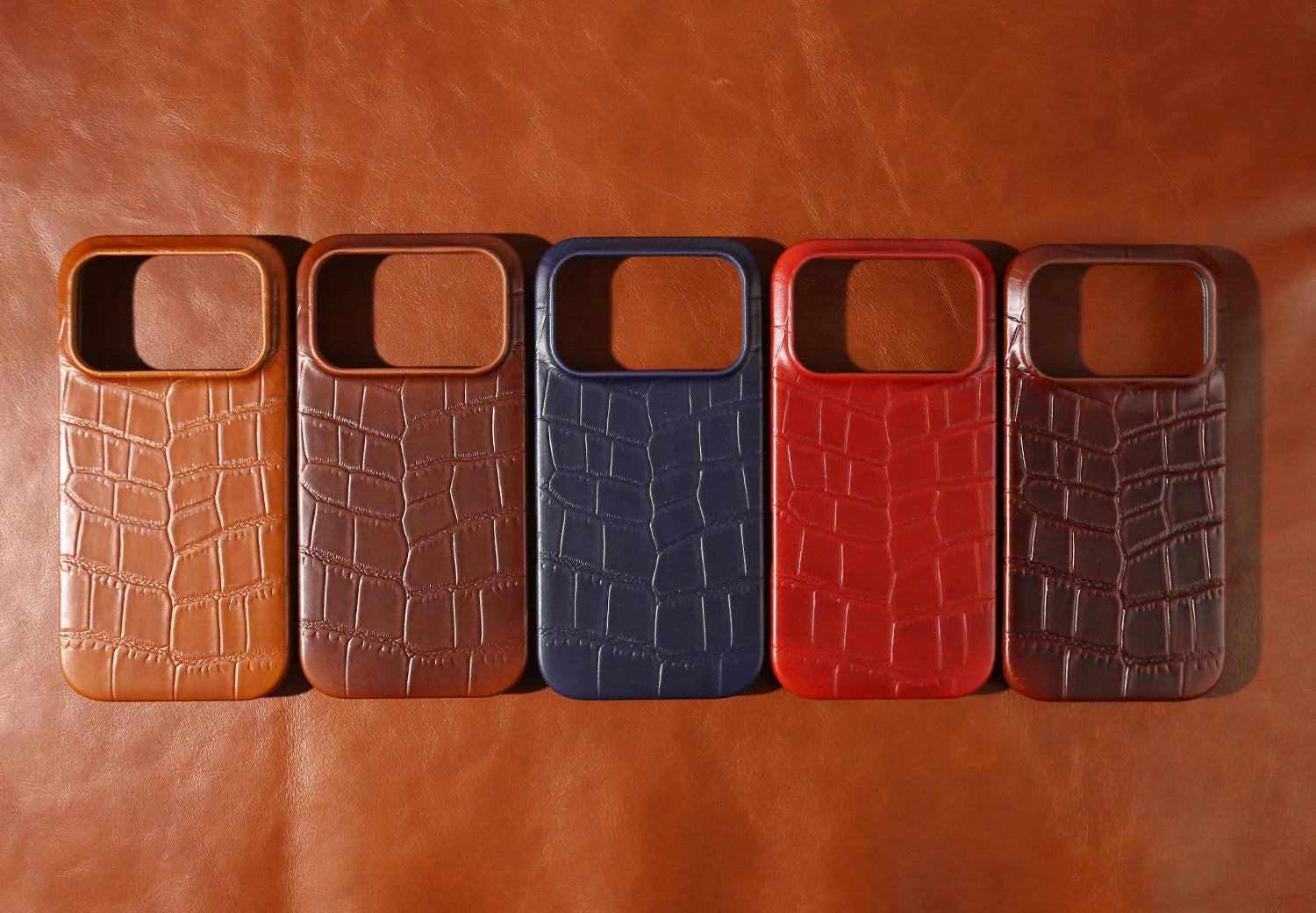 Crocodile Pattern Genuine Leather Phone Case Magnetic Charging Cover For iphone 17 Pro Max iphone Air 16 15 14 Cowhide BackShell